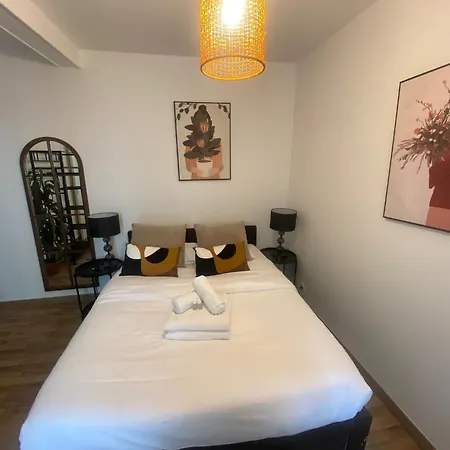 Apartman Jolie 2 Pieces Metro Voltaire - 11 - 2p *