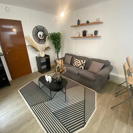 Apartman Jolie 2 Pieces Metro Voltaire - 11 - 2p *